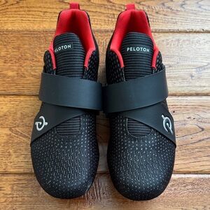 Peloton ALTOS Black Cycling Shoes with Red Highlights size W8/M6.5